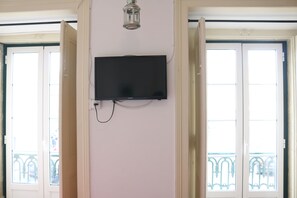 Interior - Private room with shared bathroom (Lisboa)