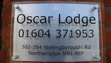 EntrĂ©e de lâhĂ©bergement