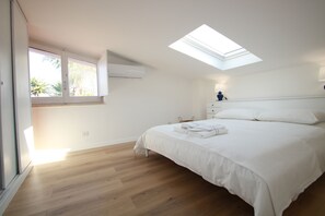 2 室のベッドルーム、アイロン / アイロン台、インターネット、ベッドシーツ