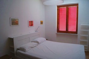 2 camere, ferro/asse da stiro, Wi-Fi, lenzuola