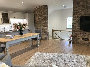 Interior - THE HAYLOFT CHESHIRE- A Brand new stunning barn conversion. (Congleton)