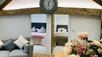 2 chambres, fer et planche Ă repasser, Wi-Fi, draps fournis