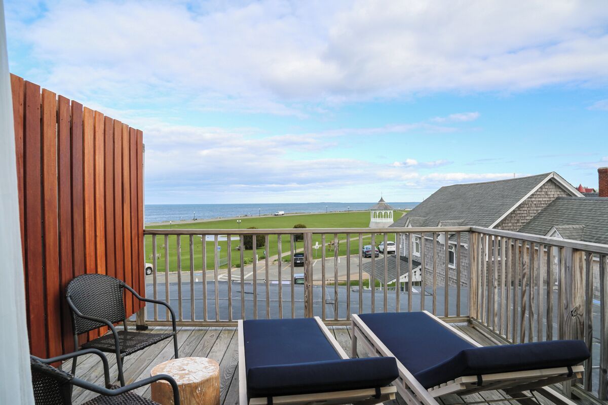 Phòng Premium | Hiên