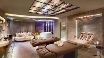 Couples treatment rooms, body treatments, hot stone massages, body wraps