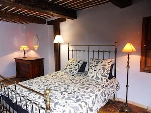 Room - Saint Antonin Chambre d Hotes (Saint-Vincent-sur-Jabron)