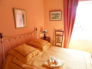 Double Room (Soleil Levant)