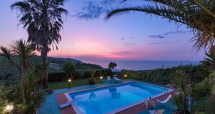 Ripari Di Giobbe 6+2, Emma Villas