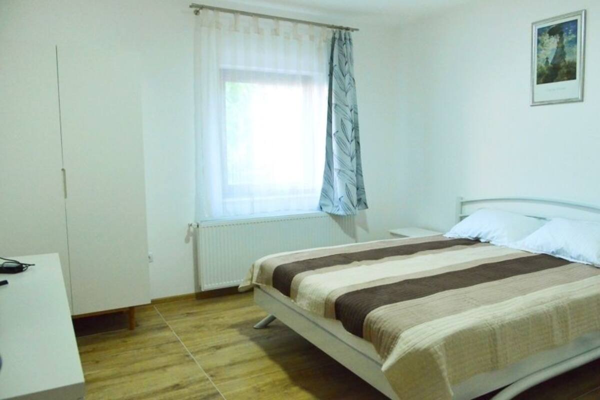 Iron/ironing board (on request), free WiFi, bed sheets