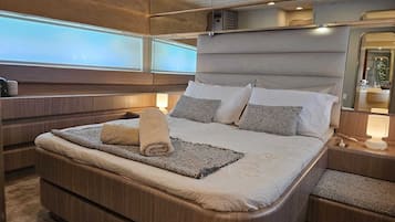 4 slaapkamers, een strijkplank/strijkijzer, wifi, beddengoed
