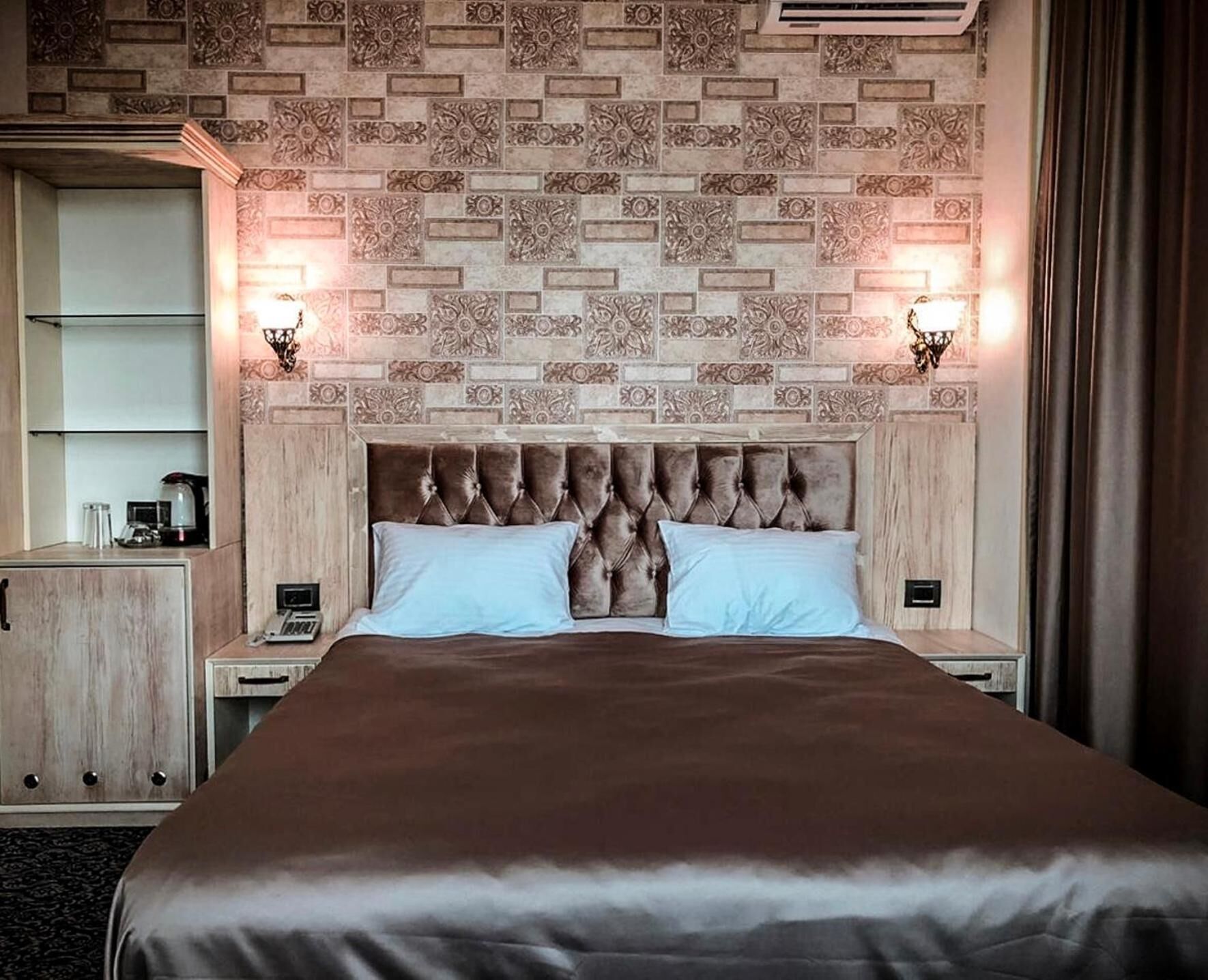 Minibar, in-room safe, soundproofing, iron/ironing board