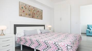 2 Schlafzimmer, Bügeleisen/Bügelbrett, kostenloses WLAN, Bettwäsche
