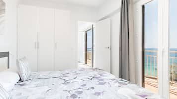2 slaapkamers, een strijkplank/strijkijzer, gratis wifi, beddengoed