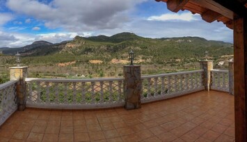 Terraza con Barbacoa y vistas a las montañas
