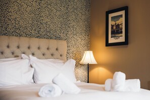 Standard Double or Twin Room | Individually decorated, individually furnished, desk, iron/ironing board - Griffin Inn (St Helens)