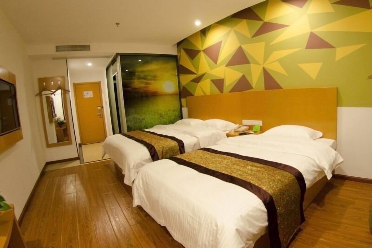 Twin Room | Free WiFi