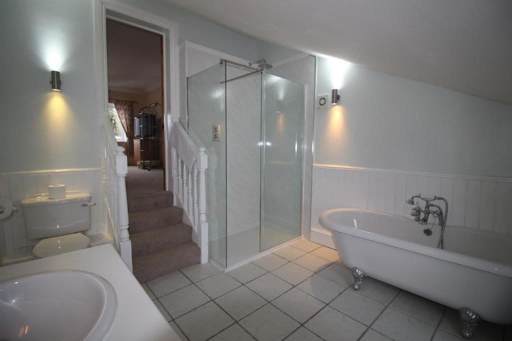 Chambre Double Supérieure, 1 très grand lit, baignoire | Salle de bain