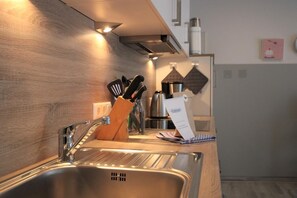 Kühlschrank, Mikrowelle, Geschirrspüler