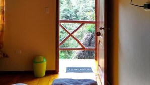   Ảnh chưa phân loại, 3 trong số 32 ảnh, nút