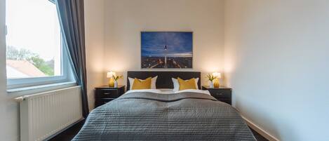 2 bedrooms, WiFi, bed sheets