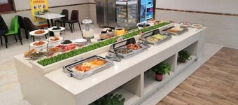 โรงแรมธุรกิจกรีนทรีอินน์ ฝูหยาง หยิ่งซ่าง ถนนหยินหยาง