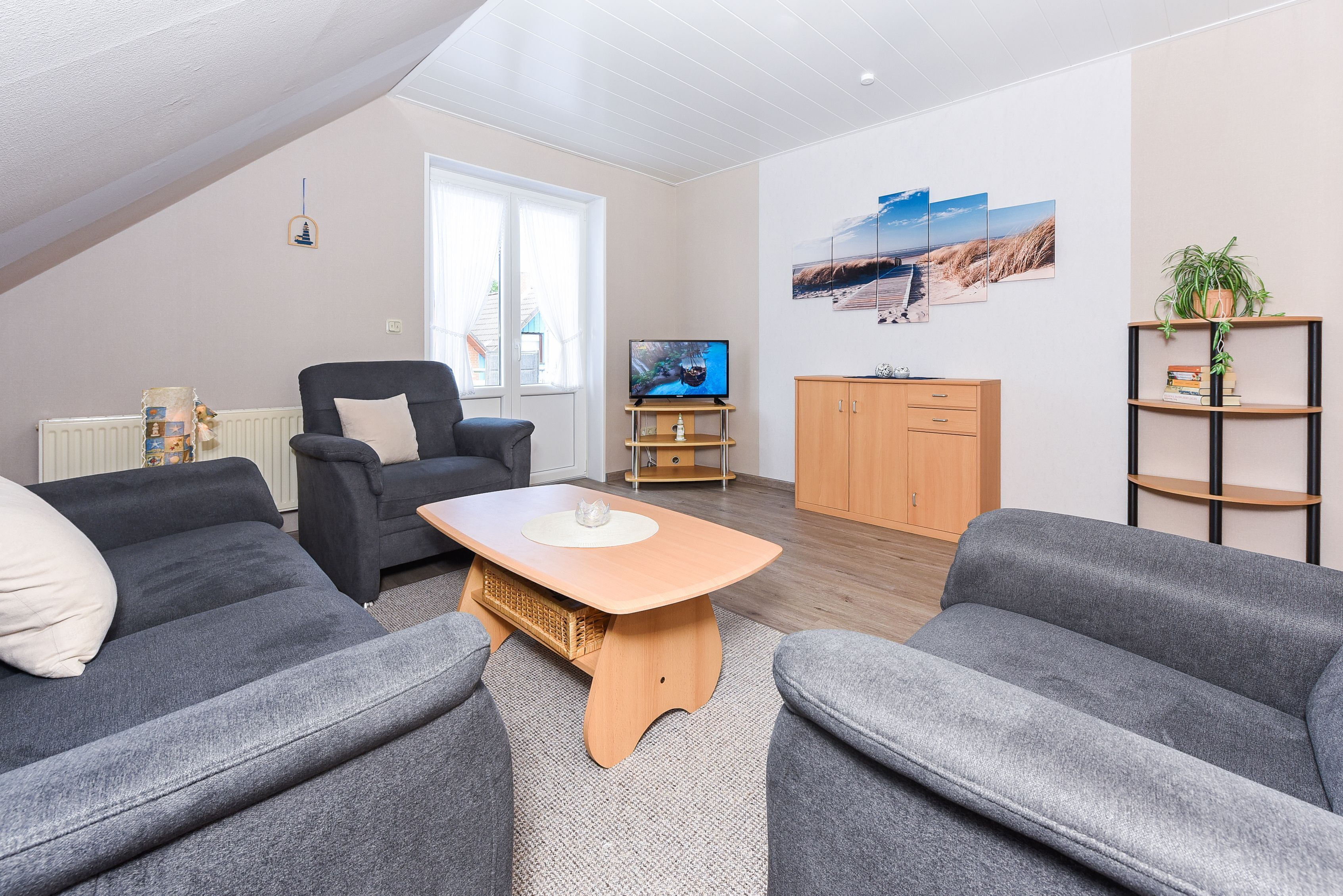 Ferienwohnung 2 - Haus Wiederkehr In Bensersiel - Bensersiel
