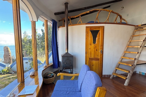 Deluxe Cabin | Individually decorated, individually furnished, soundproofing, free WiFi
