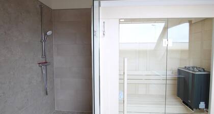 Lake view 3 - luxury at the cutter harbor