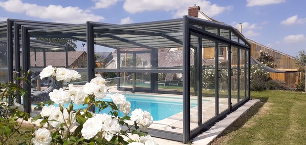Indoor pool, outdoor pool