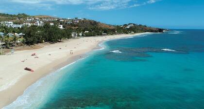 Cosy bungalow with pool overlooking the ocean ☀️🌴