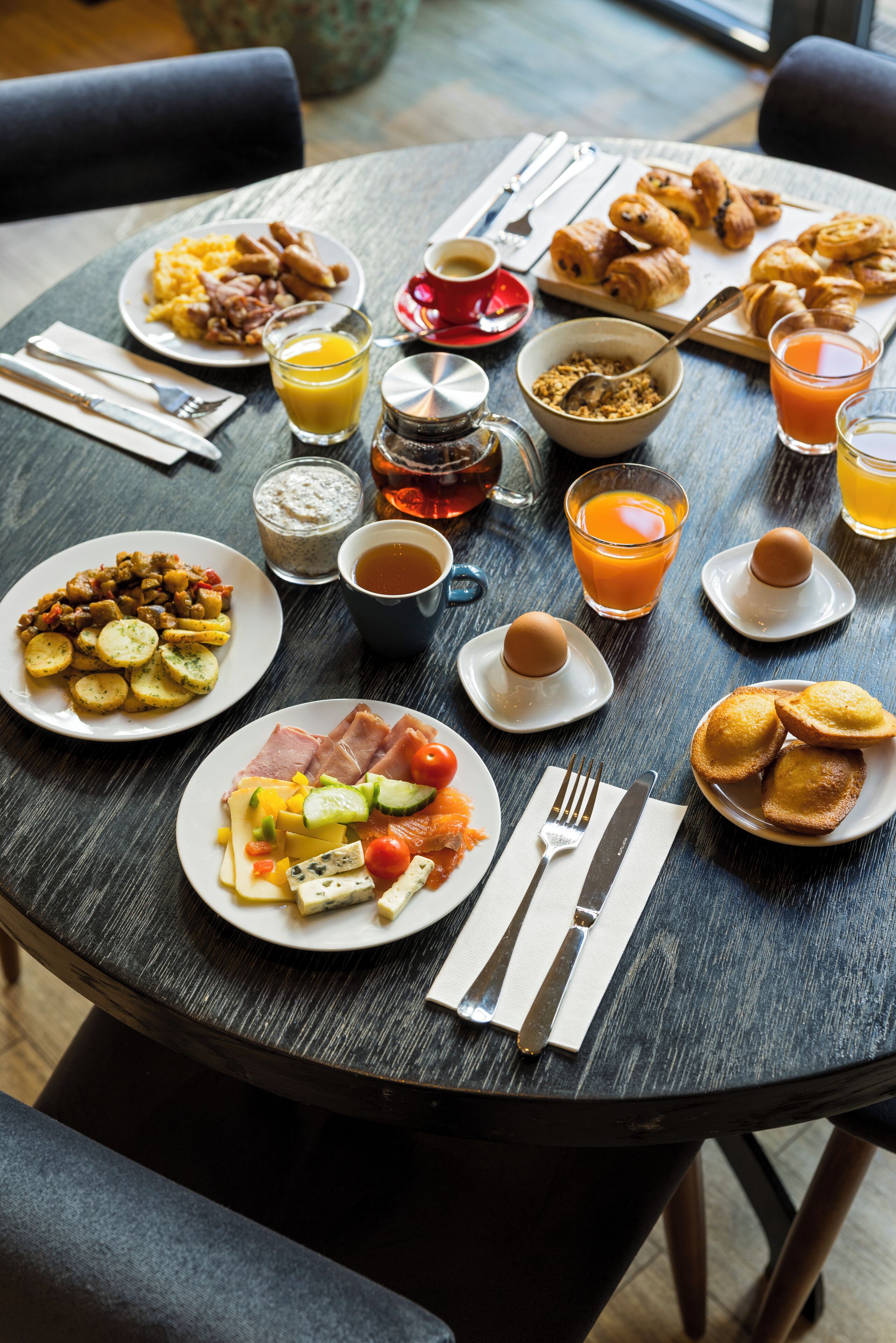 Breakfast buffet