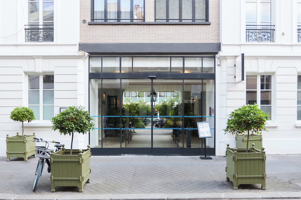 Le Grand Quartier by null