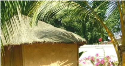 LOCATION SALY, CASES AVEC CHAMBRE A