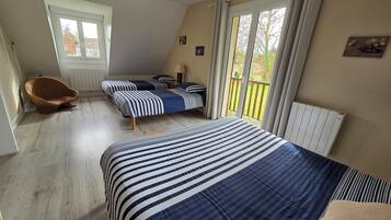 6 Schlafzimmer, BĂŒgeleisen/BĂŒgelbrett, WLAN, BettwĂ€sche