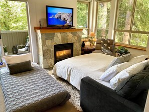 1 habitación, tabla de planchar con plancha, wifi y ropa de cama 