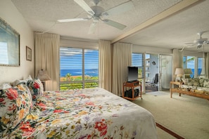 1 bedroom, Internet, bed sheets - Island Retreat With Ocean Views from Sunset Kahili 402 (Po'ipu)
