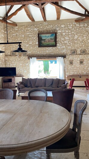 Interior - Private gite for rent in a wine estate (Sigoulès)