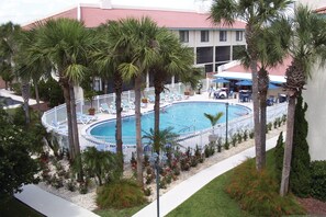 Beheizter Pool