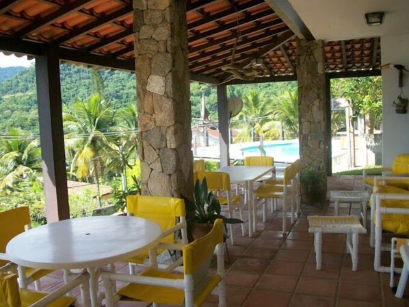 Chambre Double | Terrasse/Patio