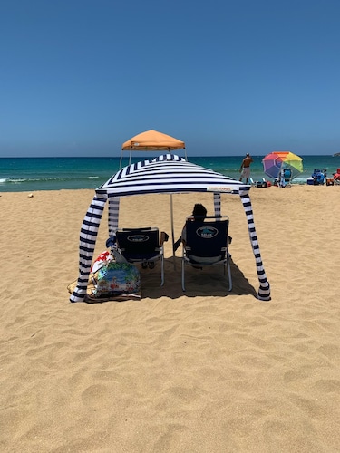 Arecibo, Puerto Rico (Playa Islote)