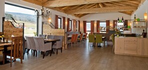 Free daily buffet breakfast - Hotel Moorhof (Neuschoenau)