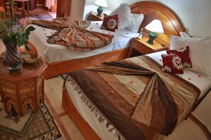 5 chambres, fer et planche Ă repasser, Wi-Fi, draps fournis