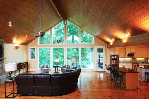 The Little Red's most Luxurious Riverfront Home