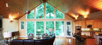 リトルレッドリバーの比類のない高級バケーションホーム