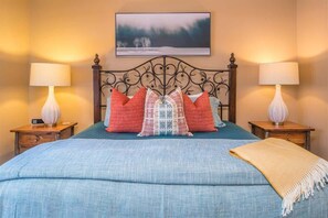 5 soverom, strykejern/-brett, wi-fi og sengetøy