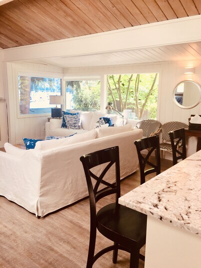 Eagle Harbor View Cottage