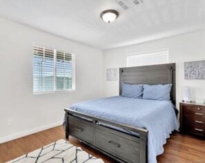 2 bedrooms, desk, iron/ironing board, free WiFi