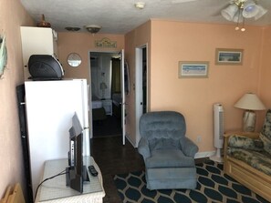 Living area - Ocean View Condo in NWW (North Wildwood)