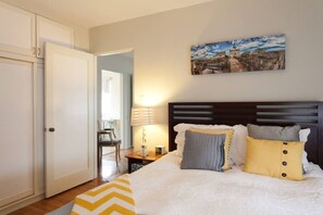 1 bedroom, iron/ironing board, travel cot, free WiFi