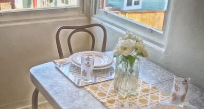 Adorable San Diego Guesthouse