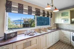 Villa, 5 Bedrooms, Private Pool | Private kitchen - Villa Pandora (Lefkada)